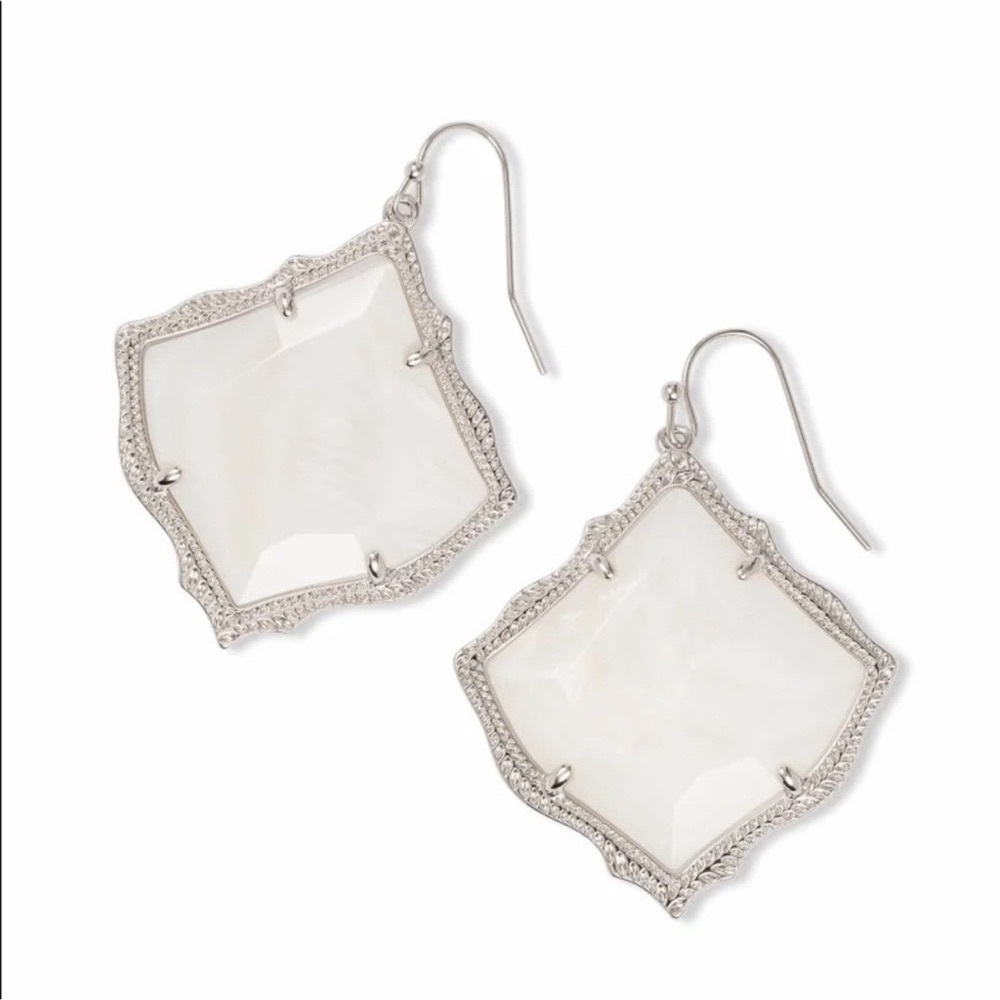 Kendra Scott Kirsten Silver Drop Earrings In White Pearl